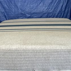 Queen Size Mattress (Colchón Queen Size)