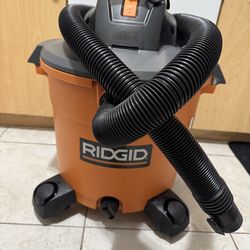 Ridgid Vacuum Wet/Dry 16 gallons 5.0 Peak HP