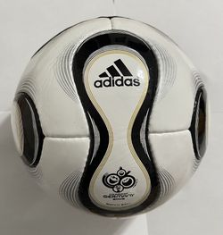 Adidas Teamgeist Ball | FIFA World 2006 | 5 for Sale in Park Ridge, IL - OfferUp