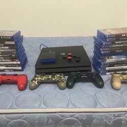 PS4/24 GAMES/EXTENDED STORAGE/4 CONTROLLERS
