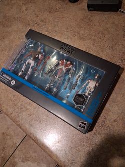 Star Wars Black Series 3 pack Droids pick up in Glendale $20