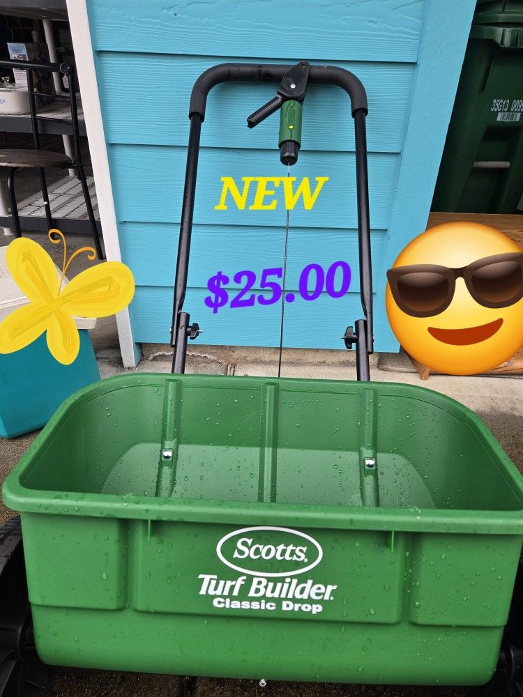 Scotts Turf Builder Classic Spreader