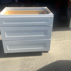 Whit Shaker Three Drawer Cabinet