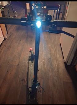 Xiomi Mi Electric Scooter 3 (200)