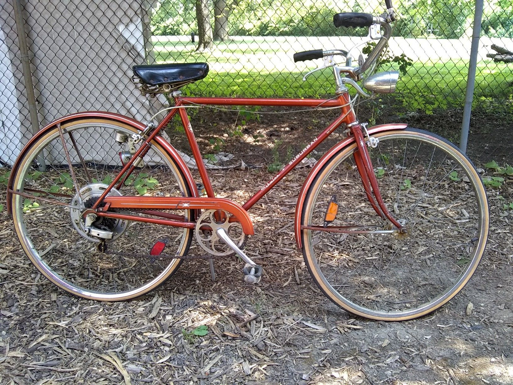 1973 Schwinn Suburban men's 5 speed bike