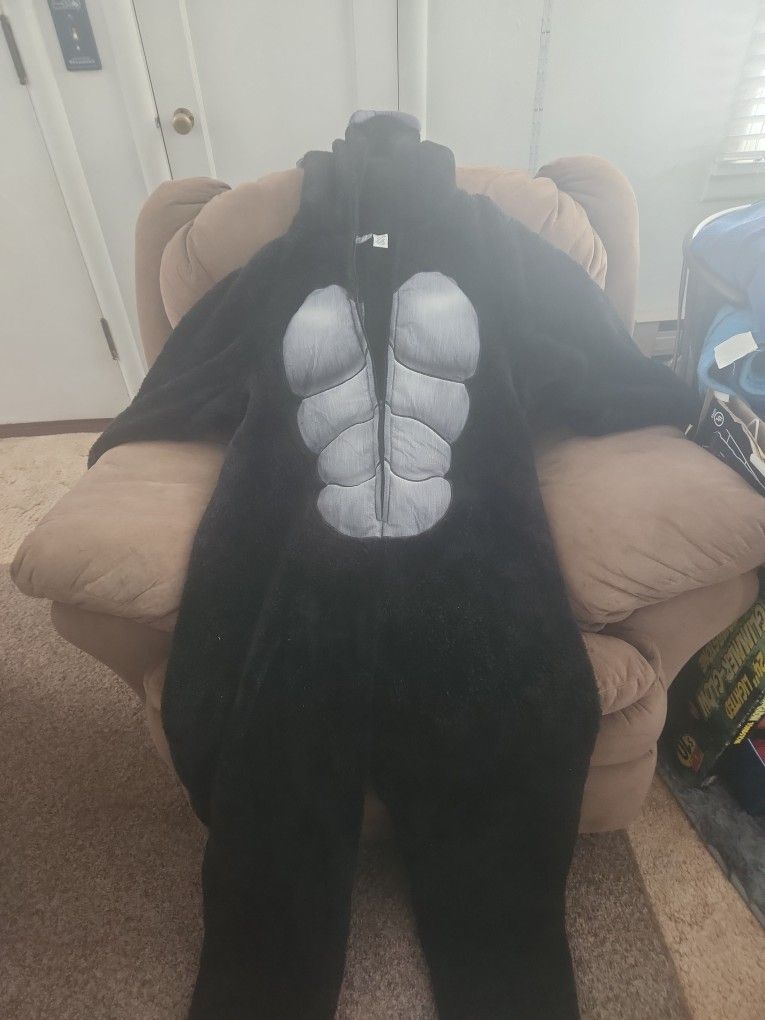 XL Mens Gorilla Halloween Costume