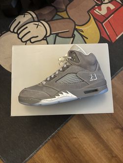 Jordan 5 Wolf Grey multiple sizes