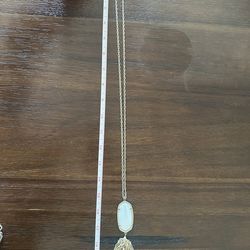 Kendra Scott long necklace with white stone $65