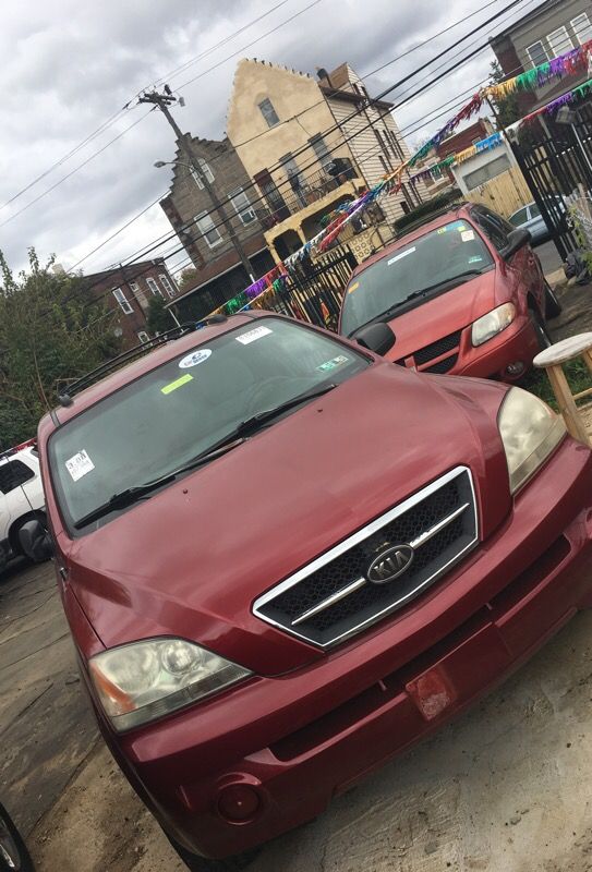 Kia Sorento 04 with 152 miles super clean