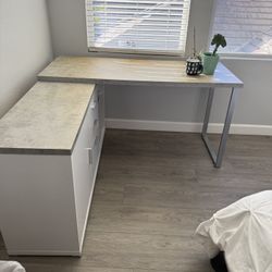Corner Desk
