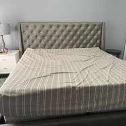 King Size Bed With Mattress 