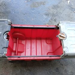 Keter Tool Box  14"by23"