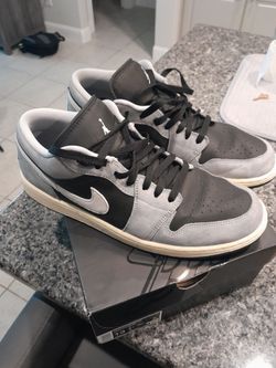 Air Jordan one low SE-size 13