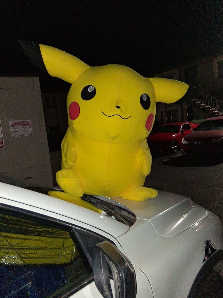 Pikachu , Huge , Stuffed
