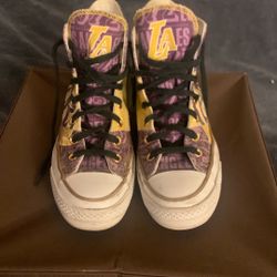 Converse Custom Lakers Design Size 5 (Men’s) 