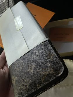 LV wallet