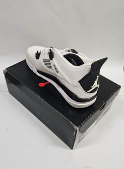 Jordan 4 Retro