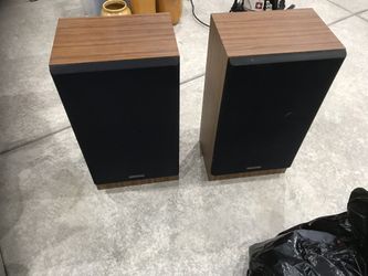 2 Kenwood Speakers 