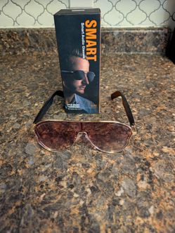 Men's and Women's Wireless Bluetooth Smart Sunglasses Audio Call and Translation