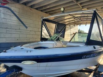 1994 Chapparal 2130 SST Sport Fishing Boat