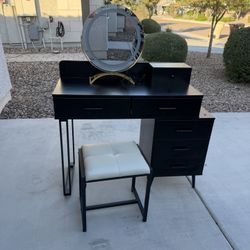 Vanity, Lighted Mirror, Stool