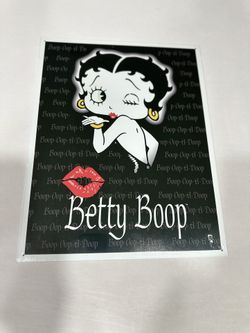 Betty Boop Kiss Tin Sing-Nostalgic Vintage Metal Wall Decor 