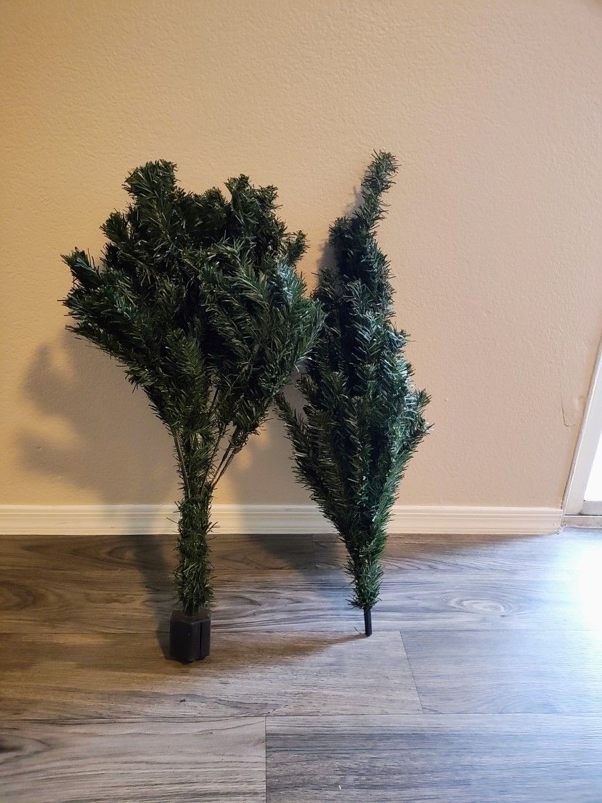 4 Foot Artificial 🌲 Tree