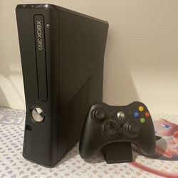 Xbox 360 Slim - Fully Loaded/LED Mod