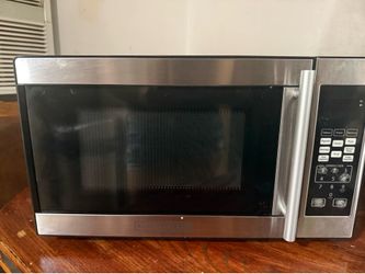 BLACK+DECKER MICROWAVE