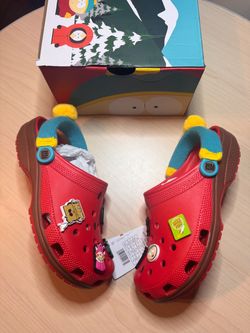 🧀 BNIB South Park x Crocs Classic "Cartman" Clogs (Men's 8 / Wmns 10)