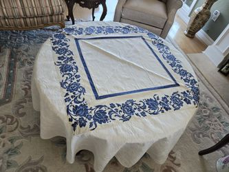70" Round Table Cloth