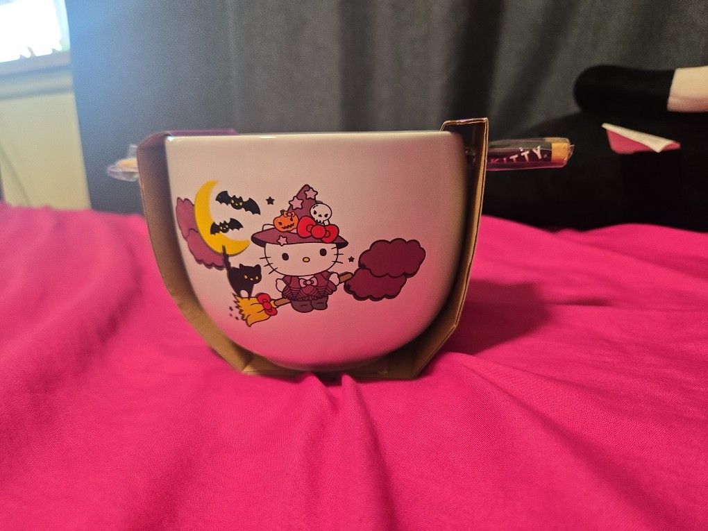 Hello Kitty Ceramic Bowl With Chopsticks!