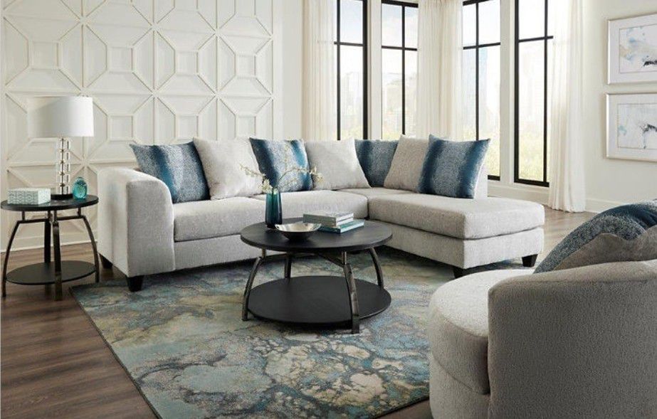 Sterling Sectional with Decorative Pillows 