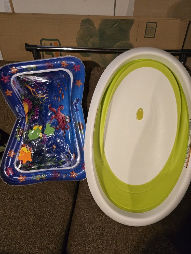 Baby Bathtub/ Timmy Time Mat!10$ For Both