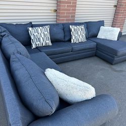 Beautiful Dark Blue Sectional Couch 
