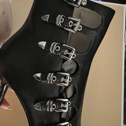 Leather Buckled Boots - Michael Kors 7.5