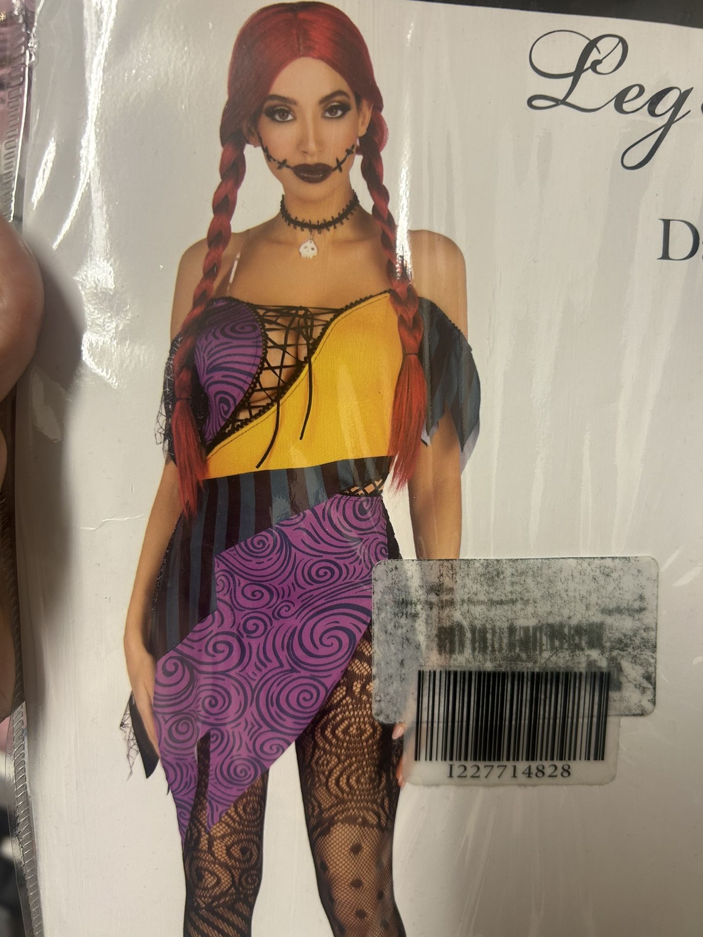 Costume