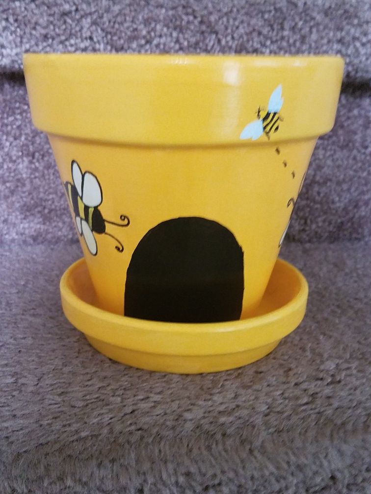 Busy Bee Flower pot