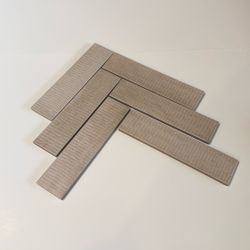 Tiles (38 SF)