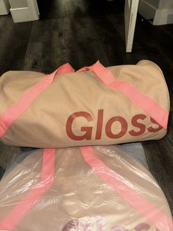 GLOSSIER DUFFLE BAG