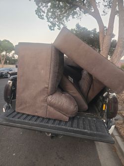 2 PC sectional couch