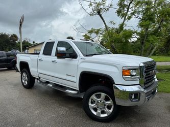 2017 GMC SIERRA 2500 4WD 6.0L GAS*ONLY 71,000 MILES* LIKE NEW* FINANCE  *CLEAN FLORIDA TITLE*  *CLEAN CARFAX*  *ONLY 71,000 MILES ALL HIGHWAY  CLEAN T