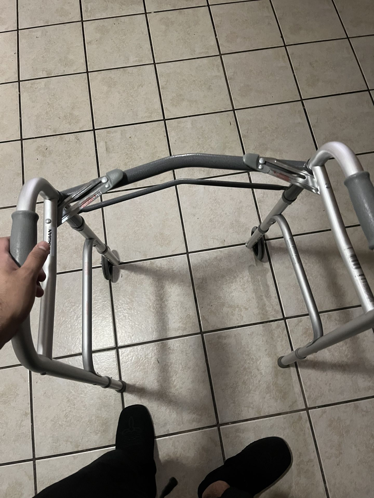 Folding walker