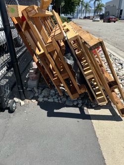 Pallets (free)