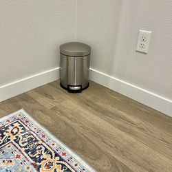 5 L/1.32Gallon Stainless Steel Step Trash Can