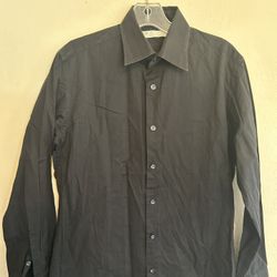 Perry Ellis Men’s Shirt Size Medium Long Sleeves Bottom Down Black Color