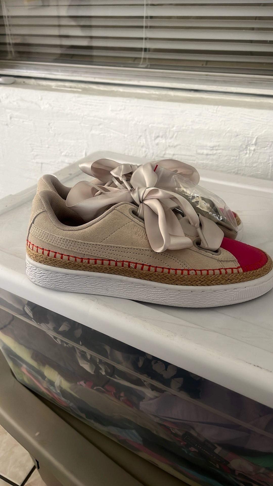 Size 7.5 - PUMA Suede Heart
