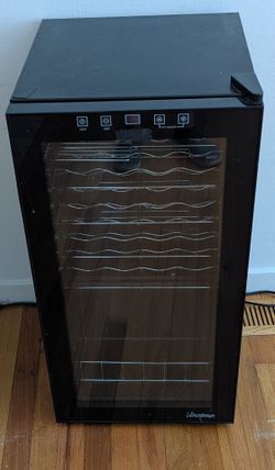 Free-Wine fridge in need of repair