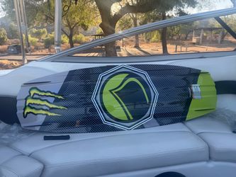 Liquid Force Wakeboard Monster