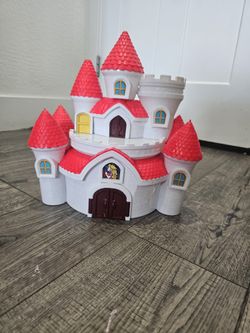 Playset of the Mushroom Kingdom Castle of Super Mario